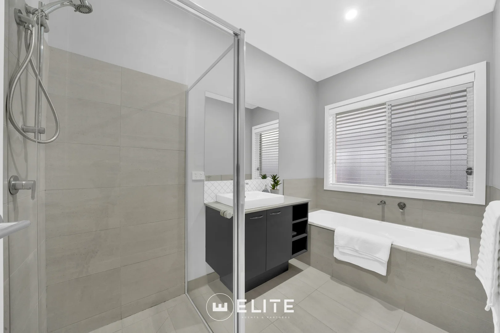 Additional image 11 of 15 Tallrush Street, Clyde North VIC 3978