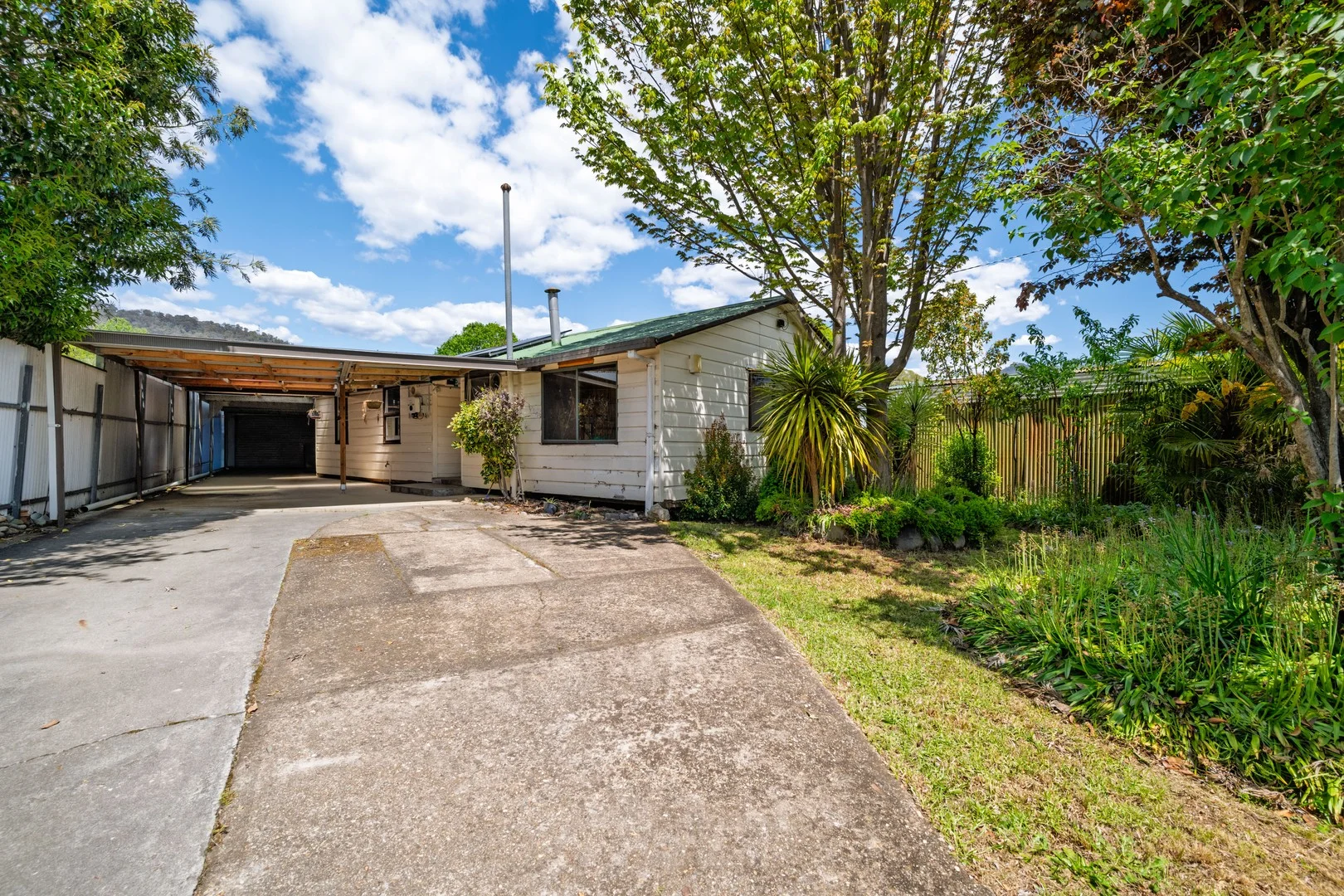 36 Valley Avenue, Mount Beauty VIC 3699
