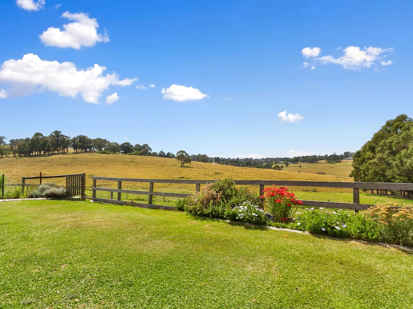 Additional image 20 of 21 Ronwin Court, Granite Rock VIC 3875