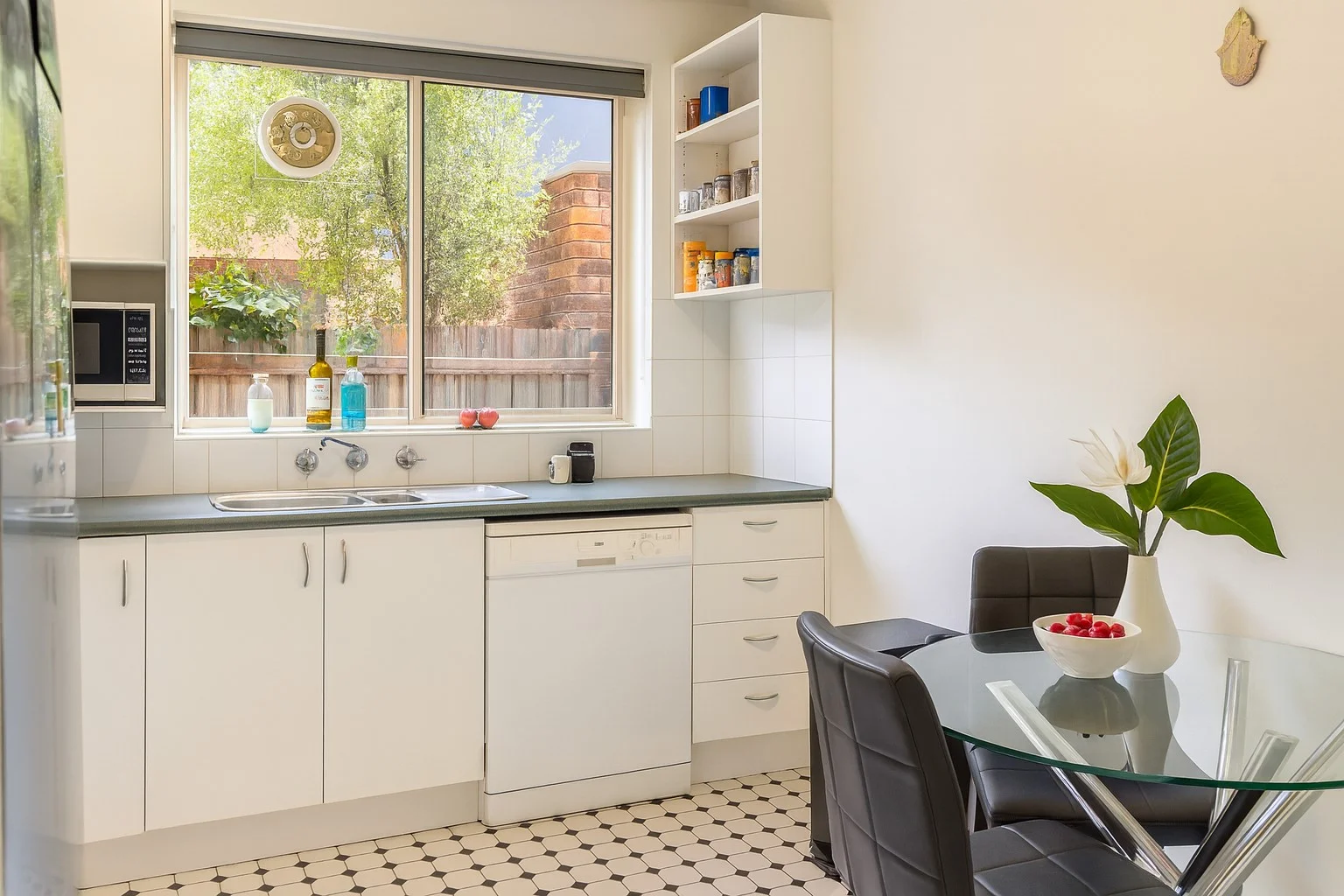Additional image 3 of 5/694 Inkerman Road, Caulfield North VIC 3161