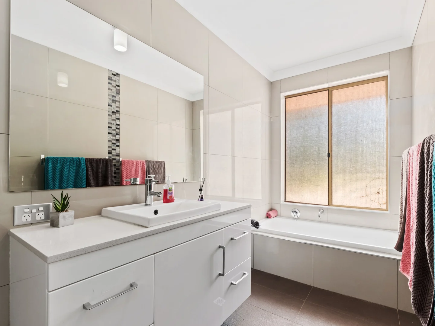 Additional image 24 of 10 Nangana Way, Kalamunda WA 6076