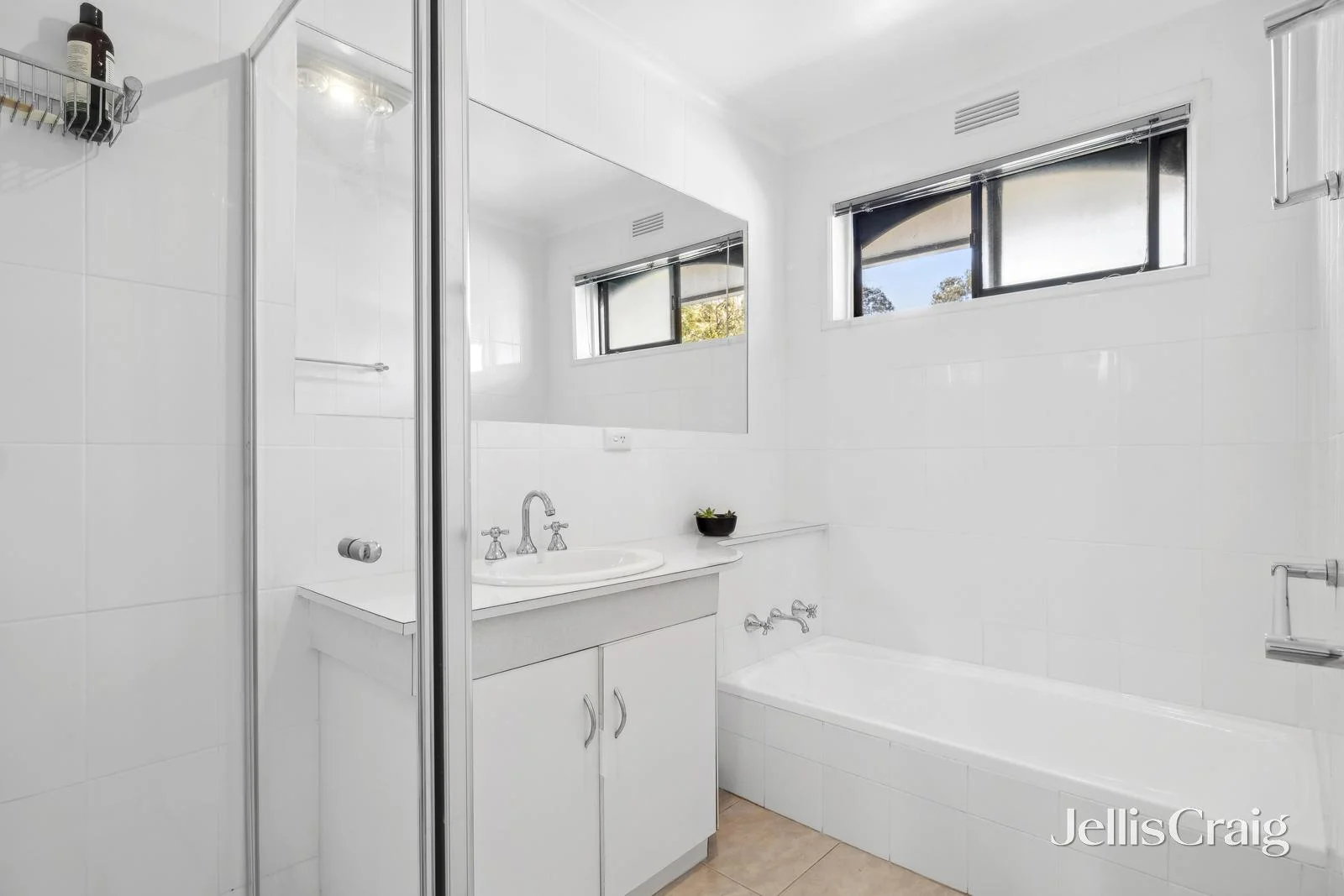 Additional image 13 of 12-14 Ray Street, Castlemaine VIC 3450