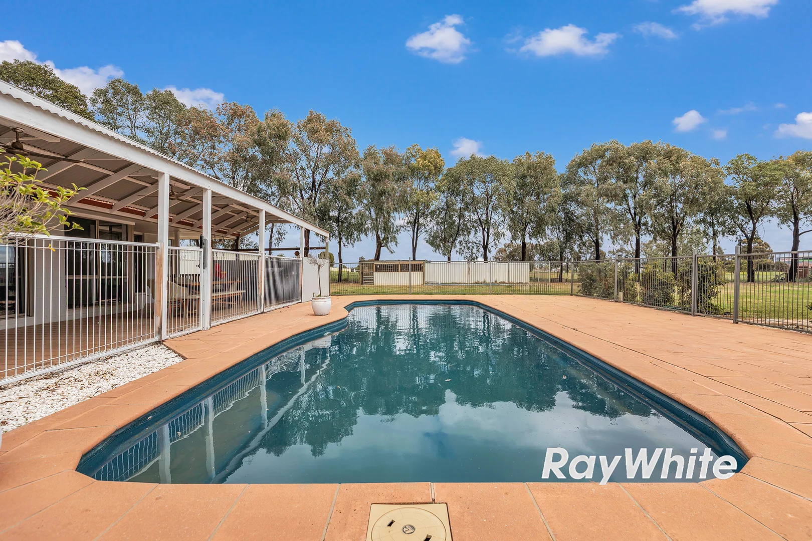 Additional image 17 of 19 Pambula Court, Echuca VIC 3564