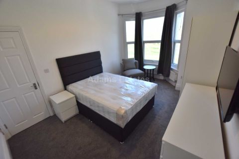 Room 6, Wokingham Road, Reading RG6, Room to rent