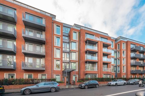 21 Glenthorne Road, London W6