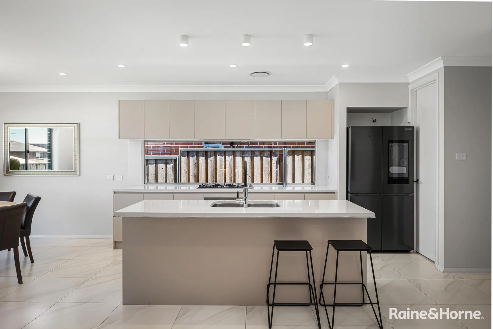 Additional image 4 of 10 Caulfield Parkway, Box Hill NSW 2765