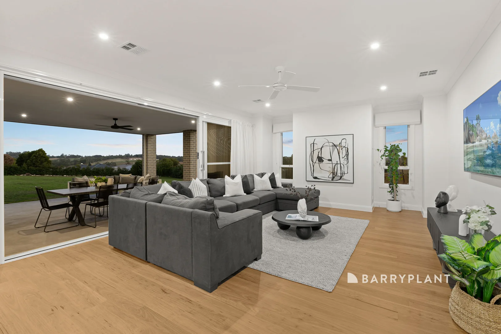 Additional image 11 of 130 Hopetoun Road, Drouin VIC 3818