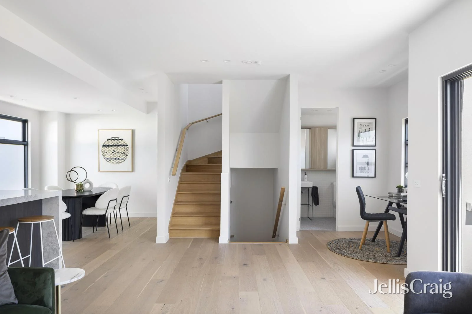 Additional image 2 of 2/38 Toolambool Road, Carnegie VIC 3163