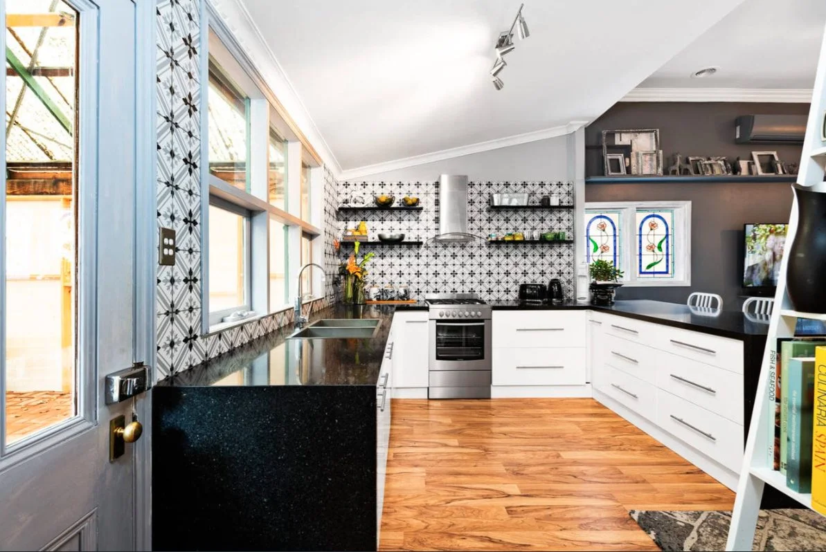 Additional image 7 of 303 Macarthur Street, Soldiers Hill VIC 3350