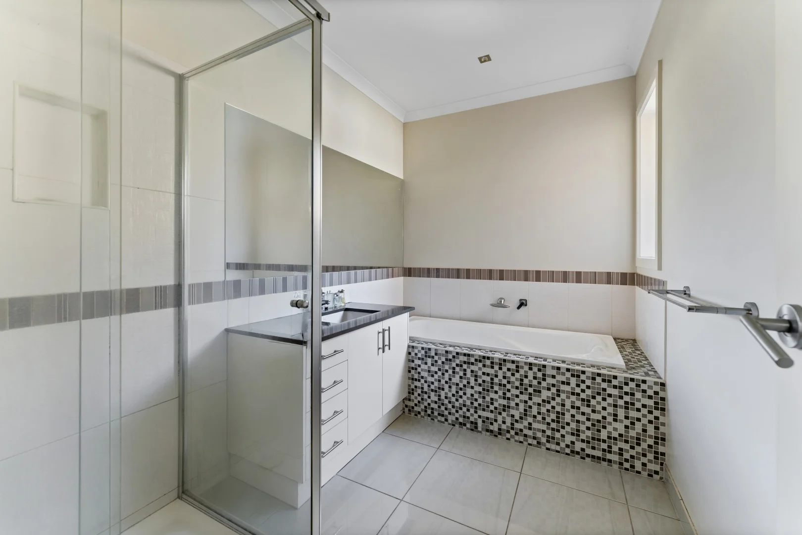 Additional image 7 of 2/55 Alma Avenue, Altona Meadows VIC 3028