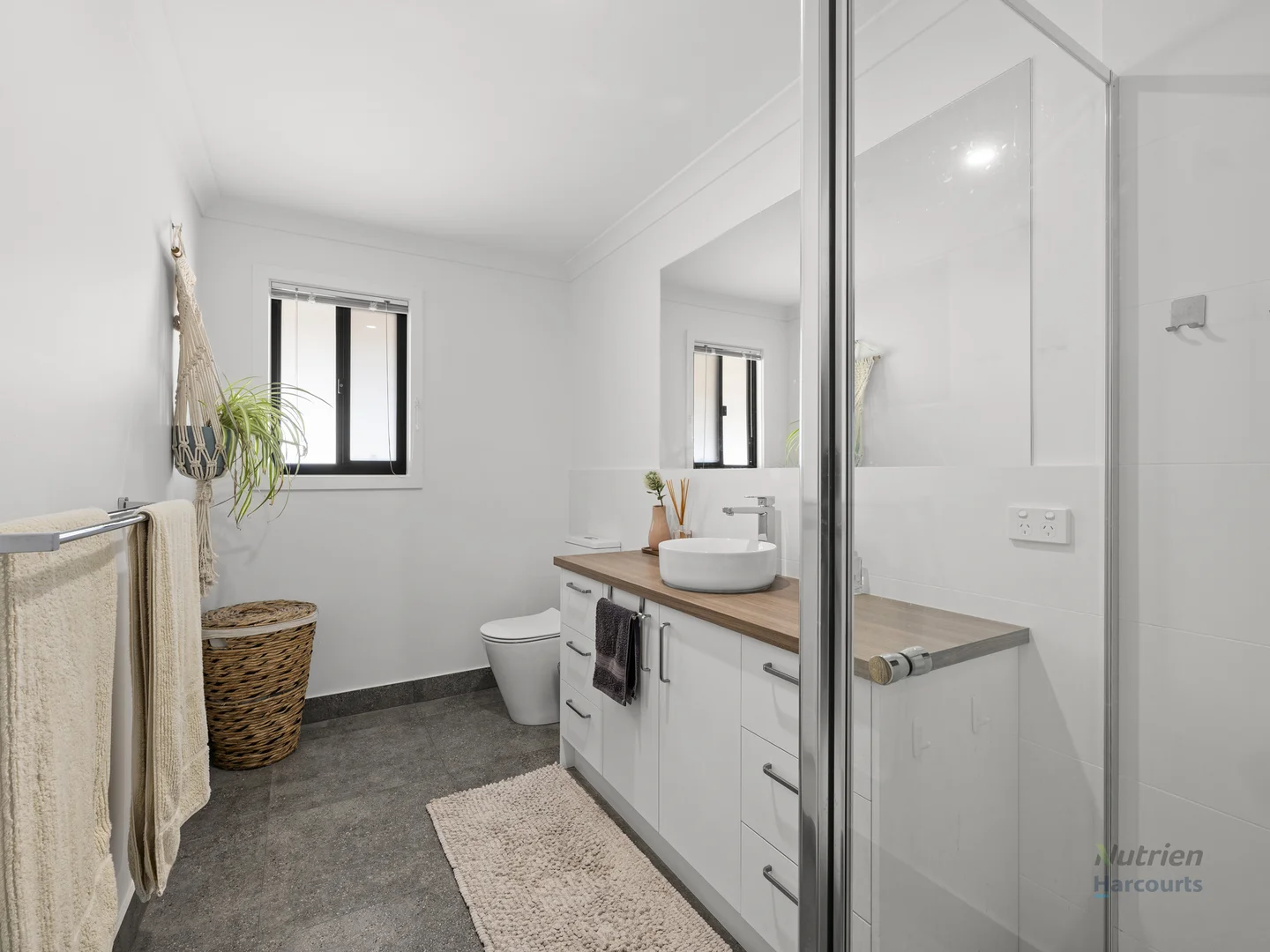 Additional image 8 of 320 High Street, Violet Town VIC 3669