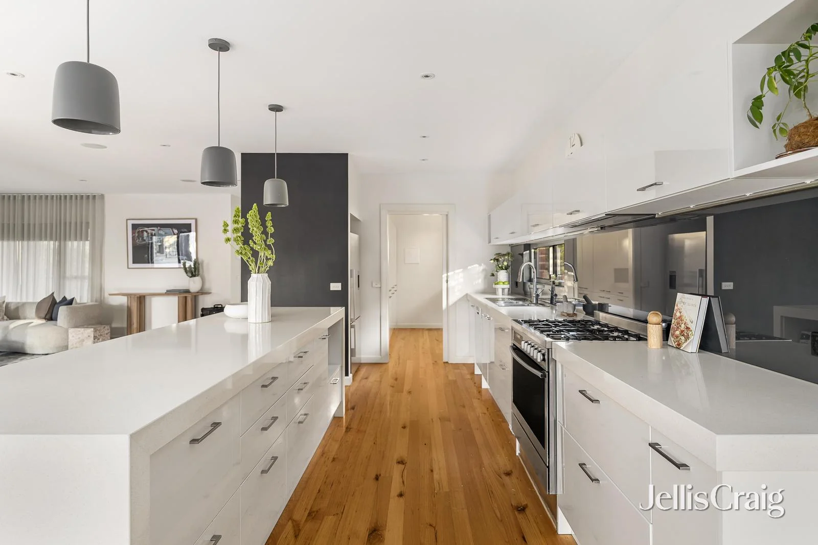 Additional image 4 of 5 Carolyn Street, Hampton VIC 3188