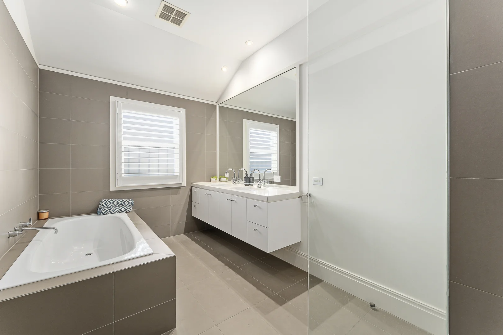 Additional image 12 of 16 Austin Street, Hawthorn VIC 3122