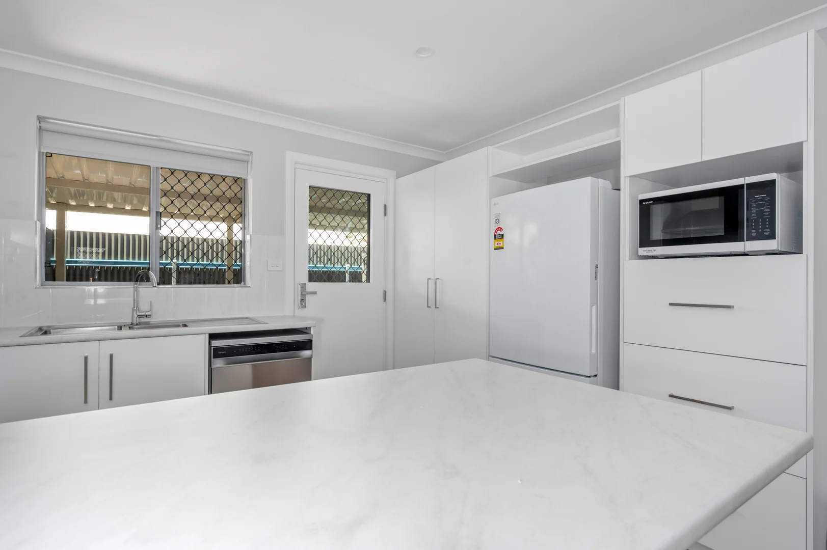 Additional image 6 of U30/38 Great Eastern Highway, Somerville WA 6430