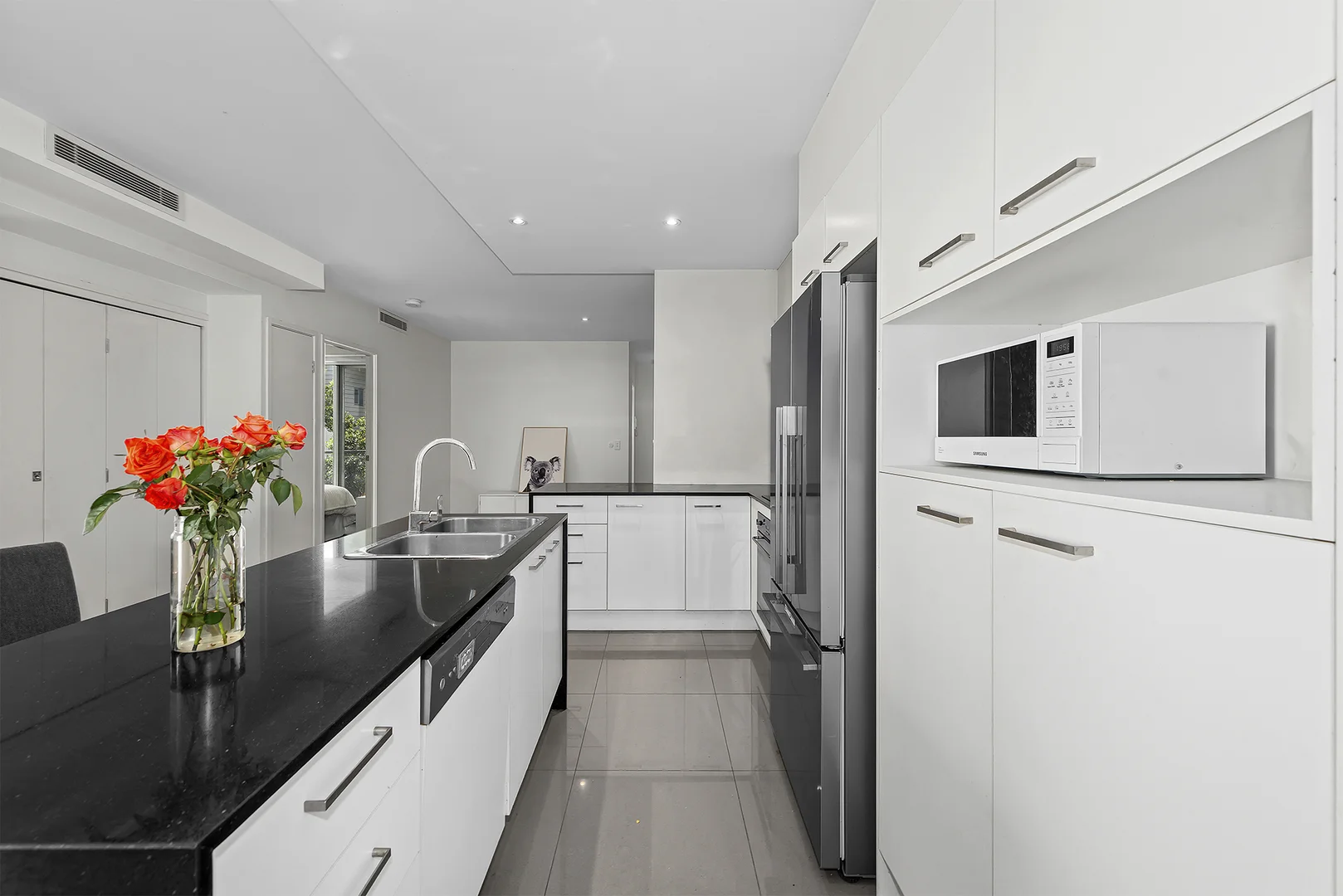 Additional image 7 of 4/15-17 Kennington Road, Camp Hill QLD 4152