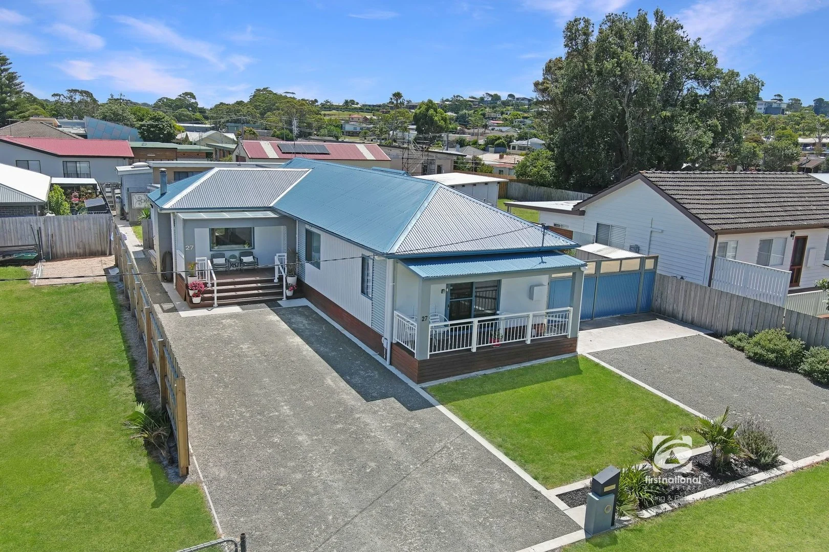27 Whiters Street, Lakes Entrance VIC 3909