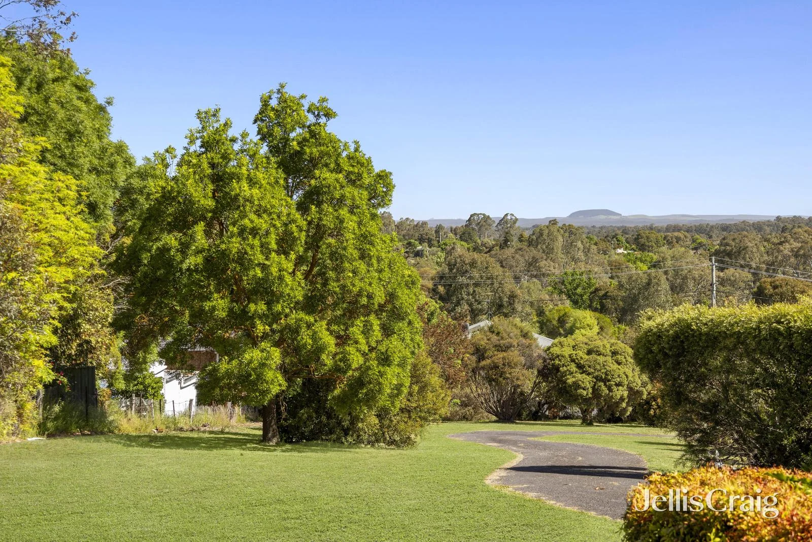 Additional image 2 of 12-14 Ray Street, Castlemaine VIC 3450