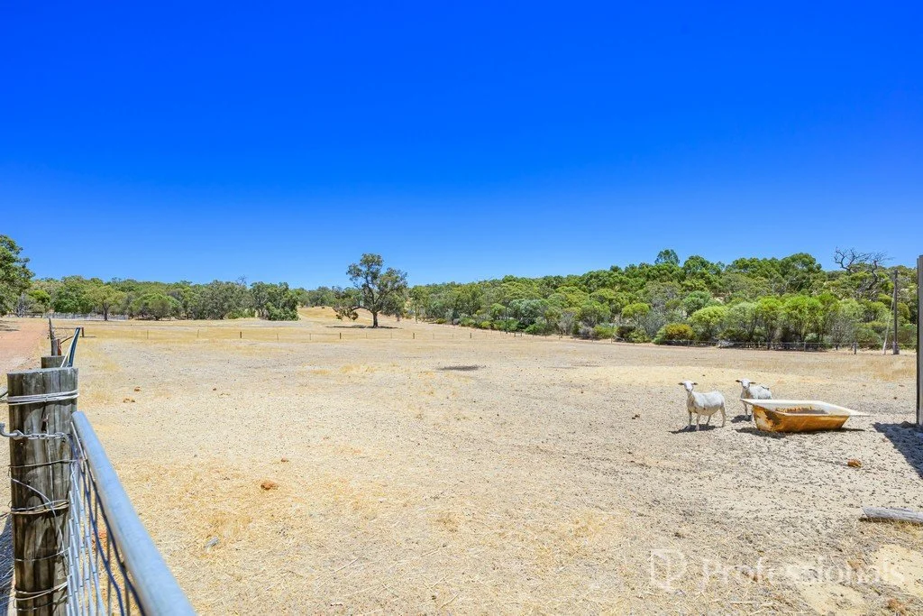 Additional image 33 of 133 Sandalford Drive, Chittering WA 6084