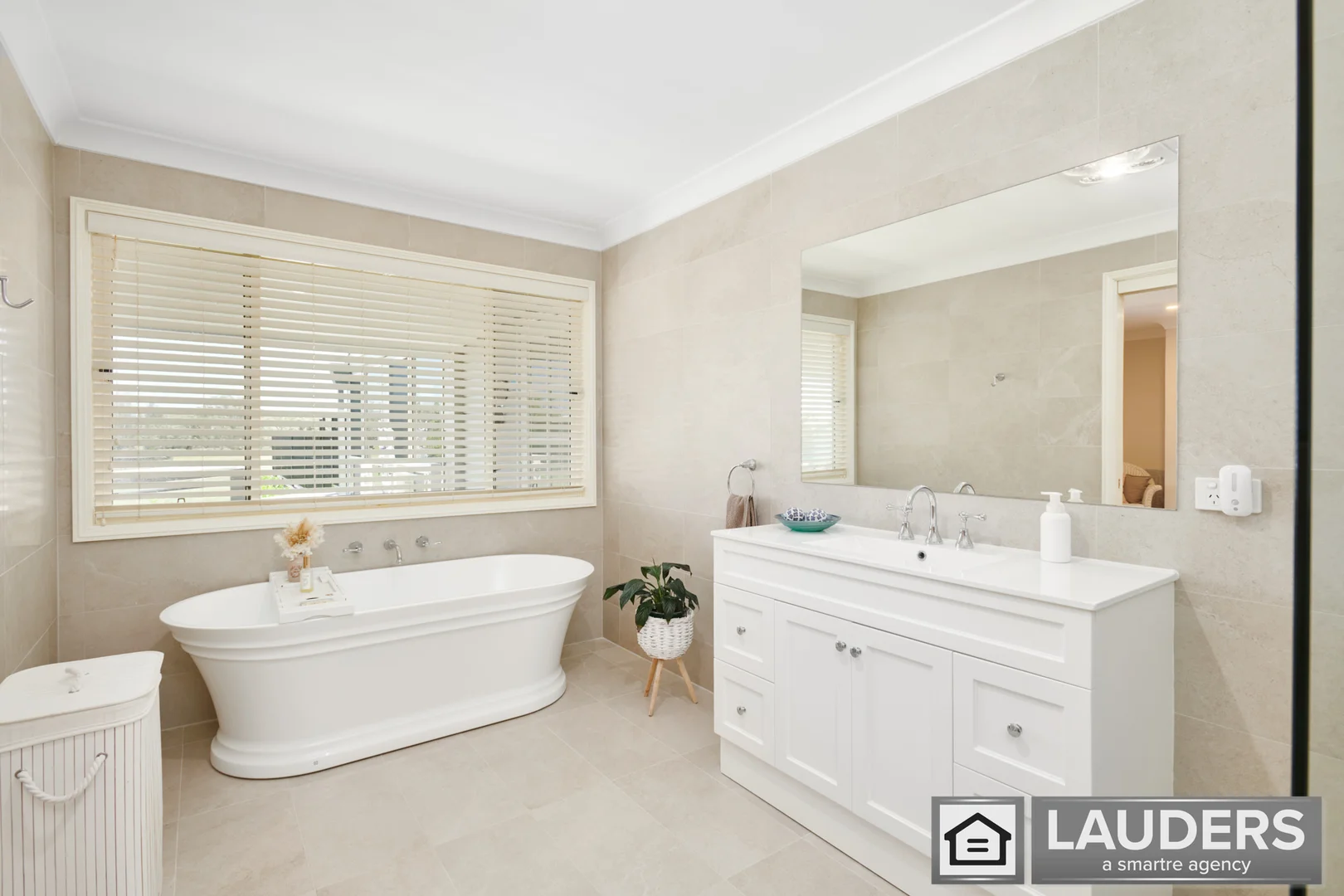 Additional image 18 of 700 Manning Point Road, Oxley Island NSW 2430