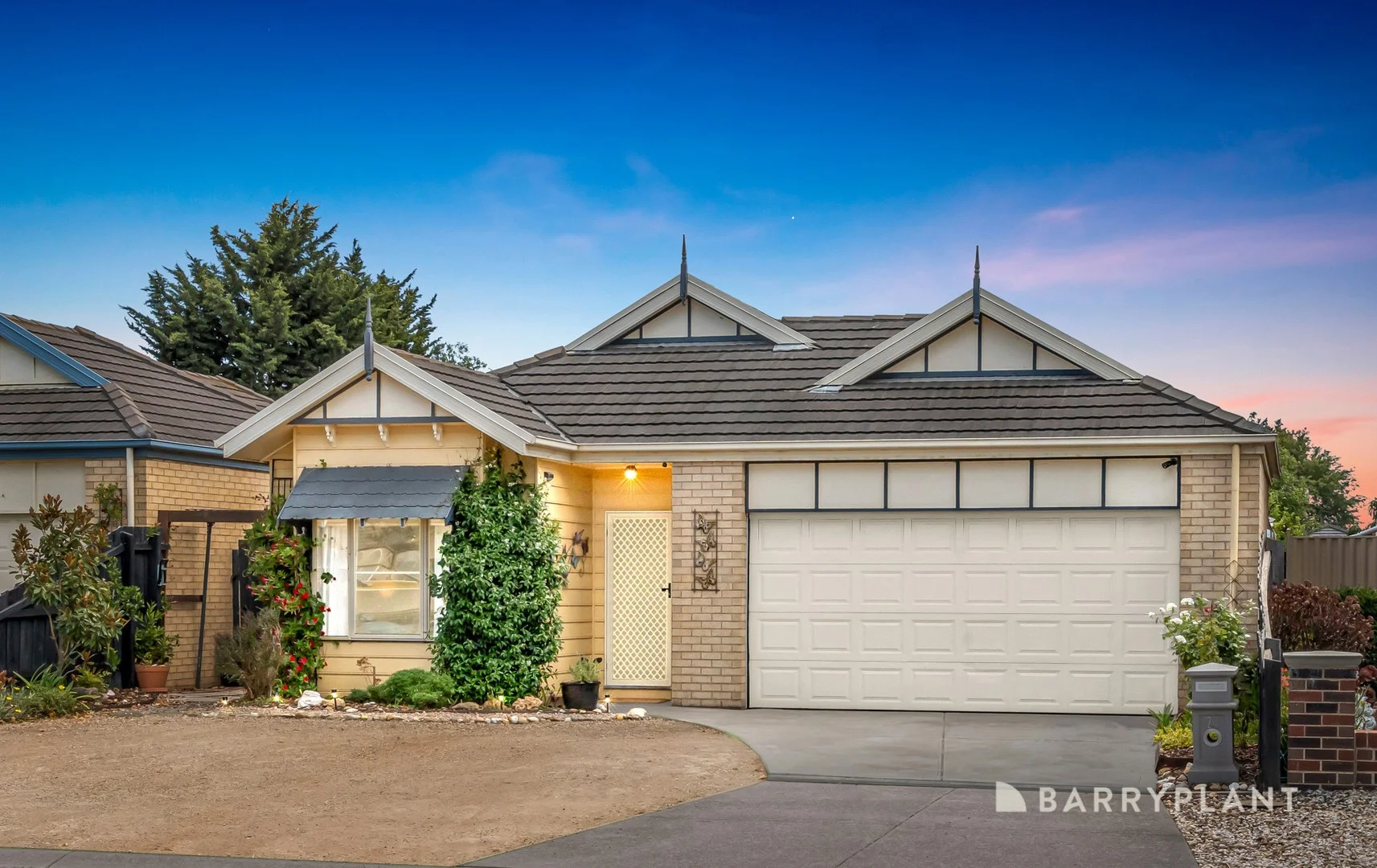 24 Howards Way, Point Cook VIC 3030