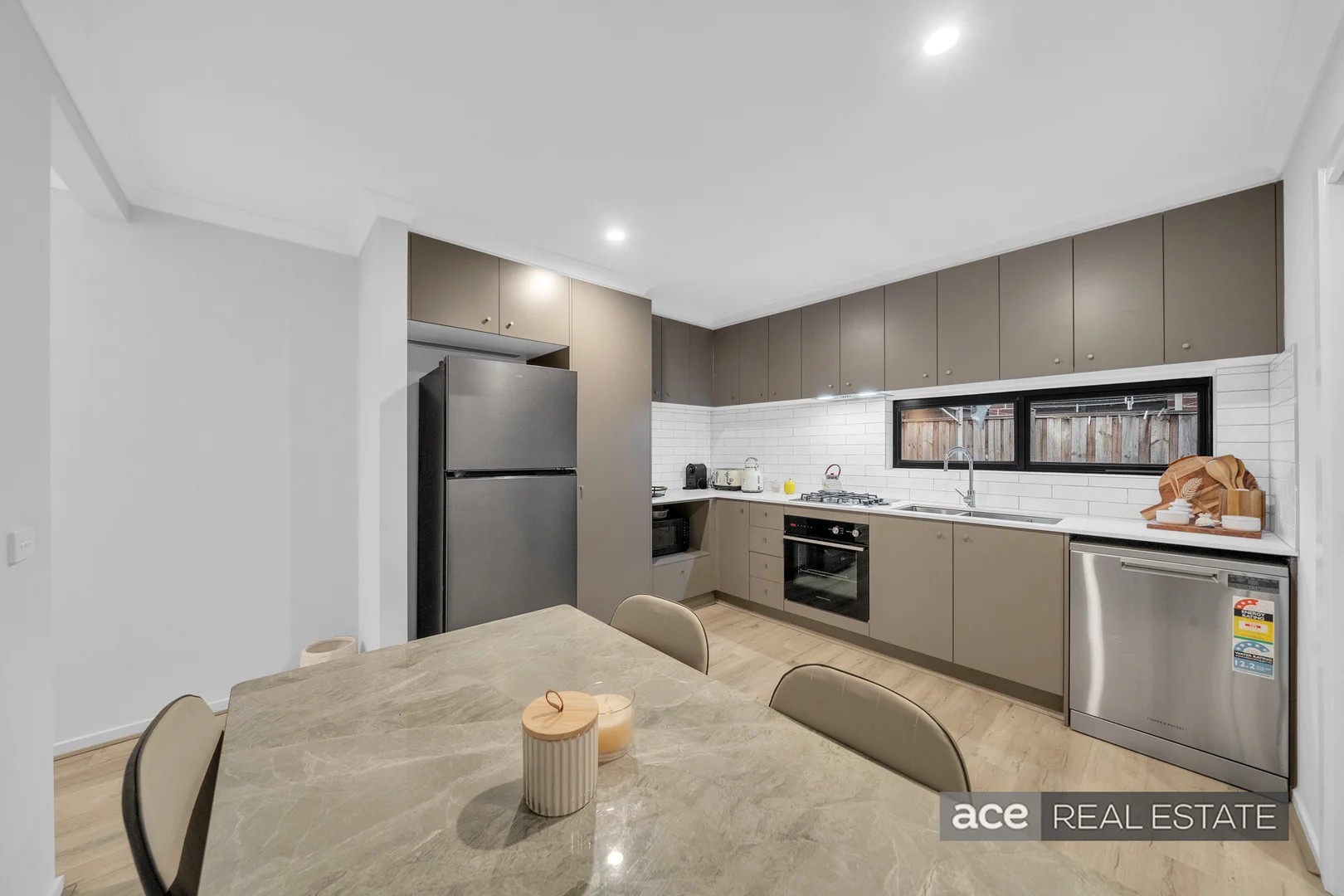 Additional image 7 of 30 Huntingfield Street, Thornhill Park VIC 3335