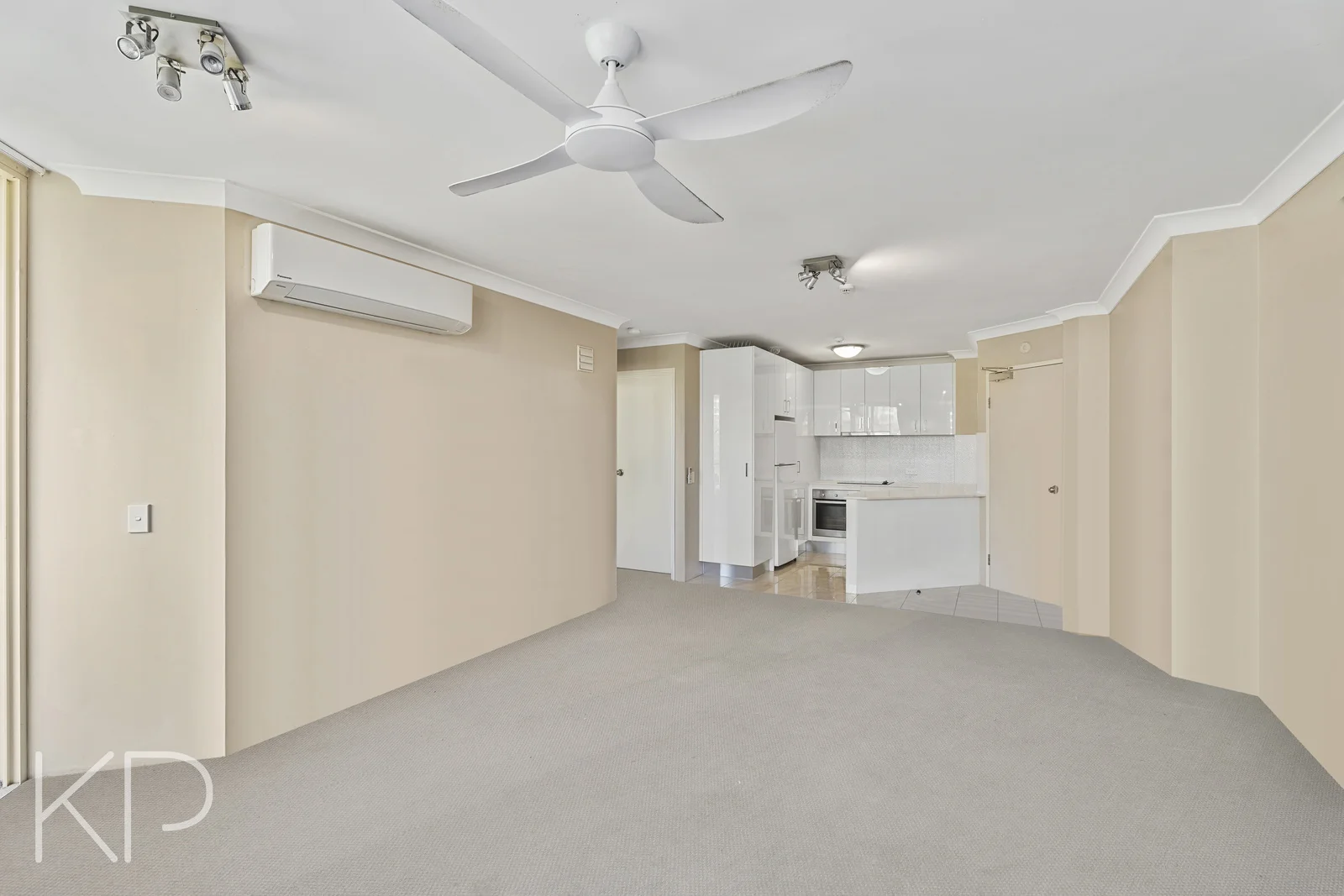 Additional image 6 of 328A & 328B/1-8 Paradise Island, Surfers Paradise QLD 4217