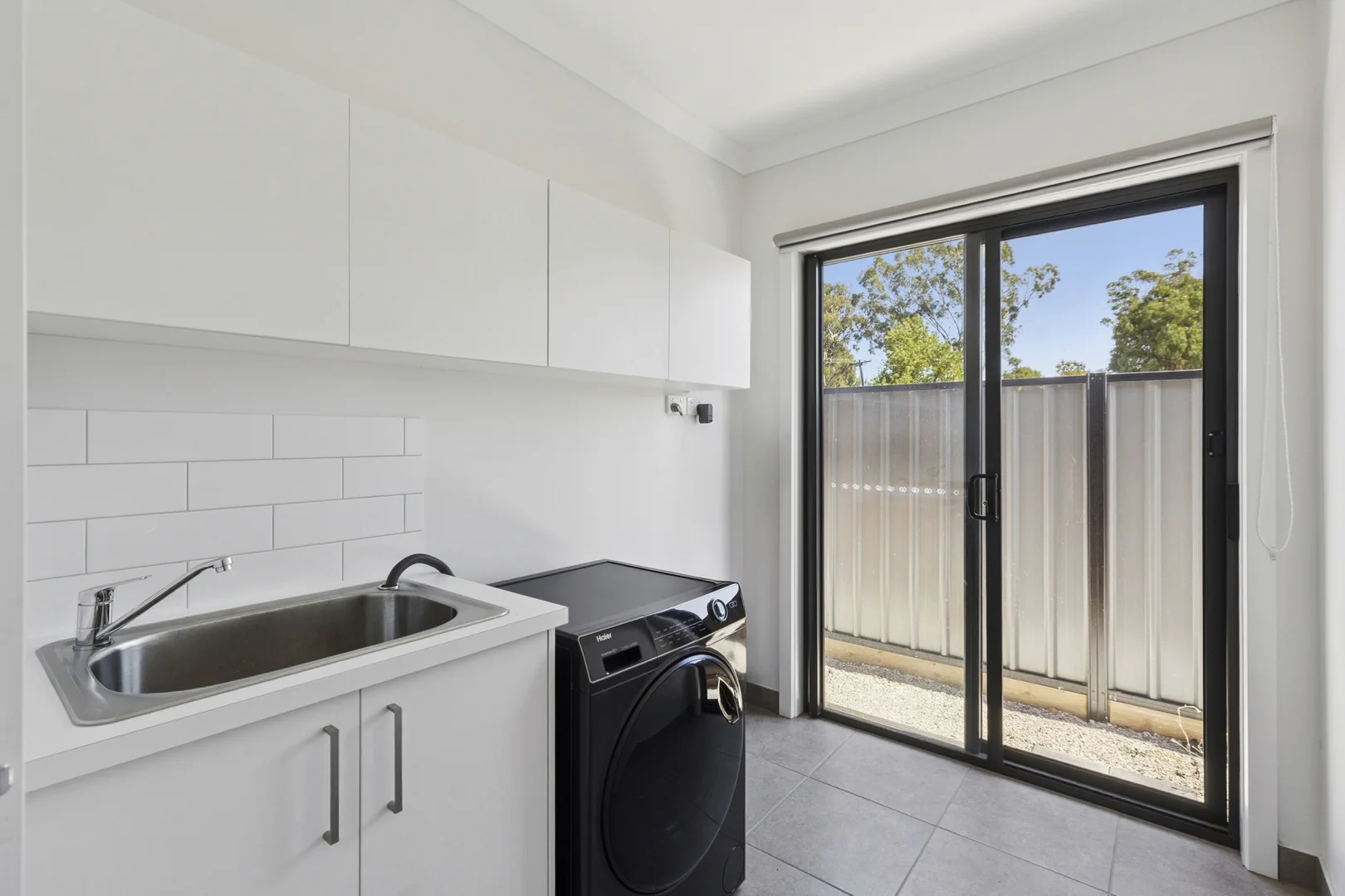 Additional image 11 of 1/55 ANDERSON STREET, Avenel VIC 3664