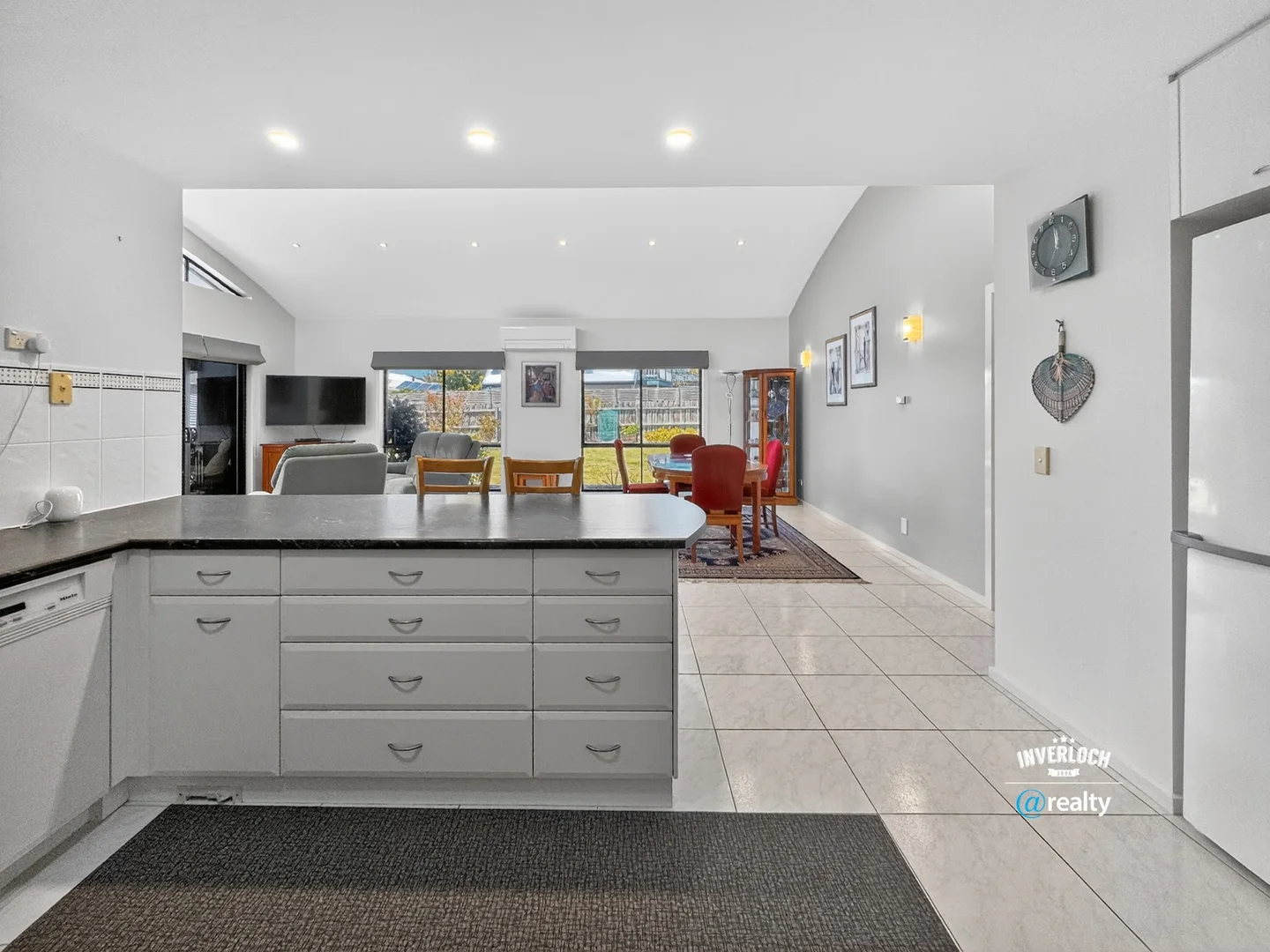 Additional image 15 of 8 Royal Parade, Inverloch VIC 3996