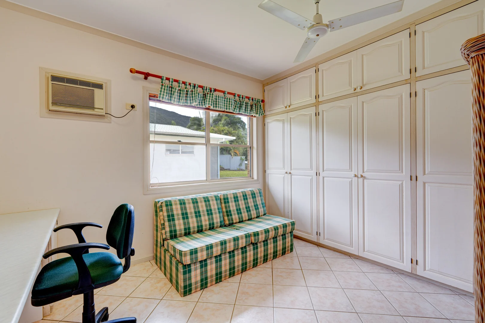 Additional image 20 of 16-18 Hielscher St, Tully QLD 4854