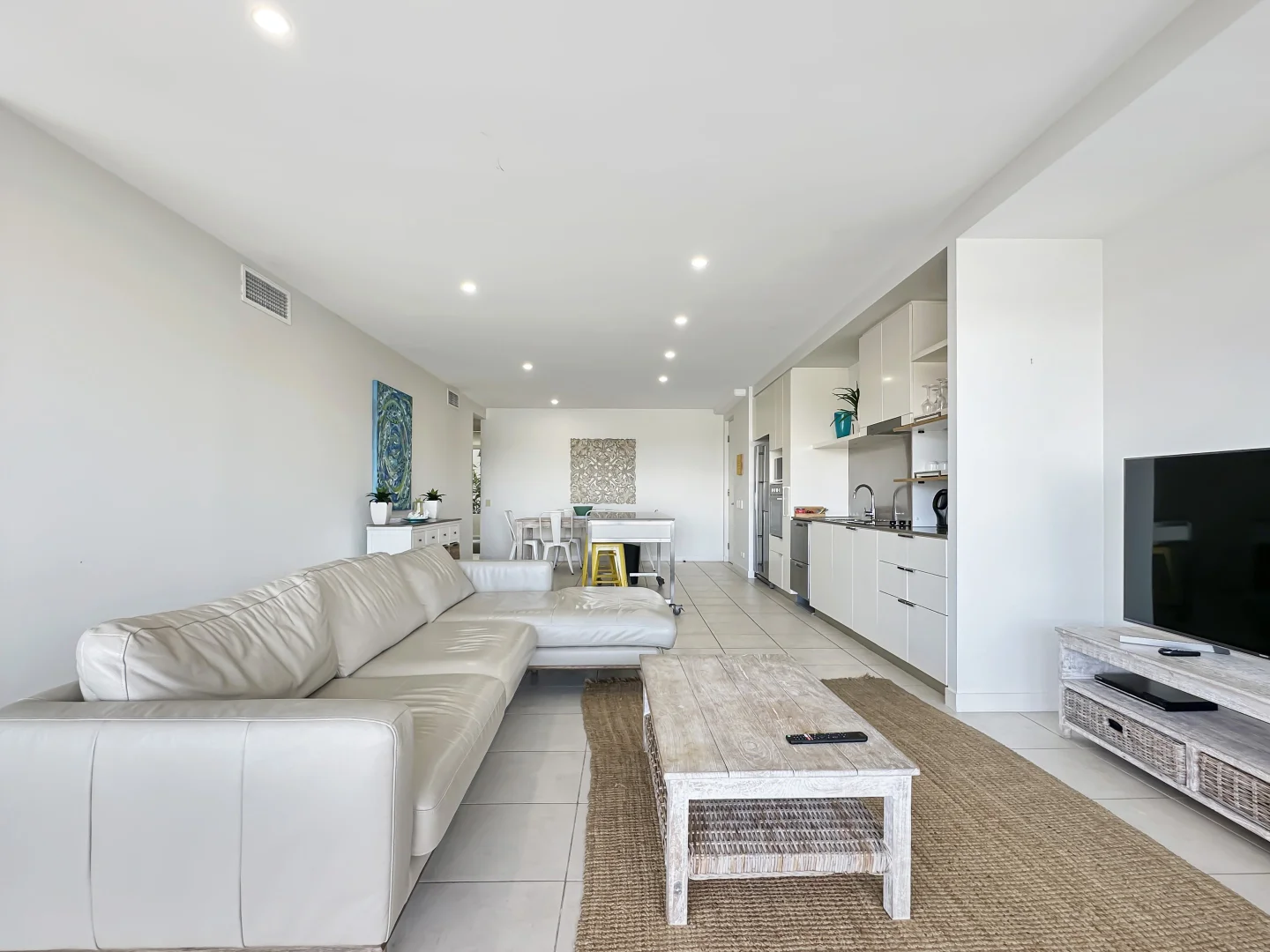 Additional image 8 of 913/123 Sooning St 'Blue On Blue', Nelly Bay QLD 4819