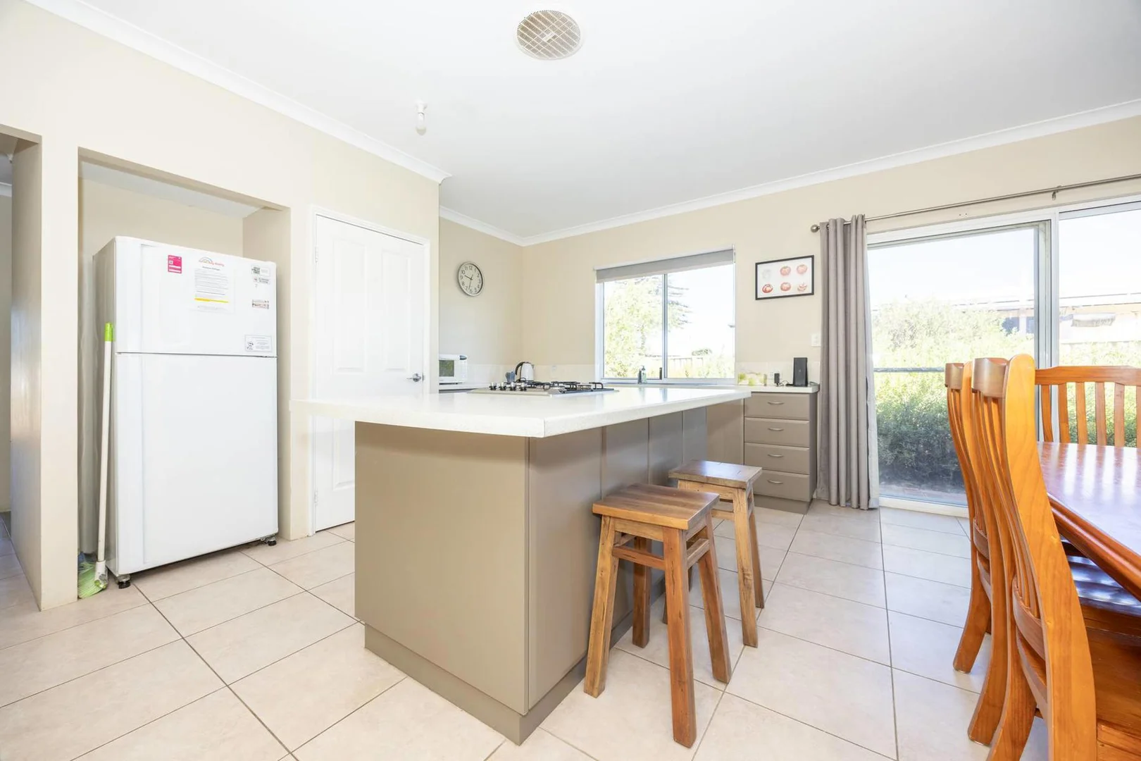 Additional image 14 of 4 Shingle Avenue, Jurien Bay WA 6516