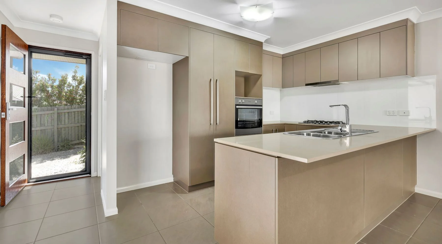 Additional image 4 of 2/7 Cardamon Crescent, Glenvale QLD 4350
