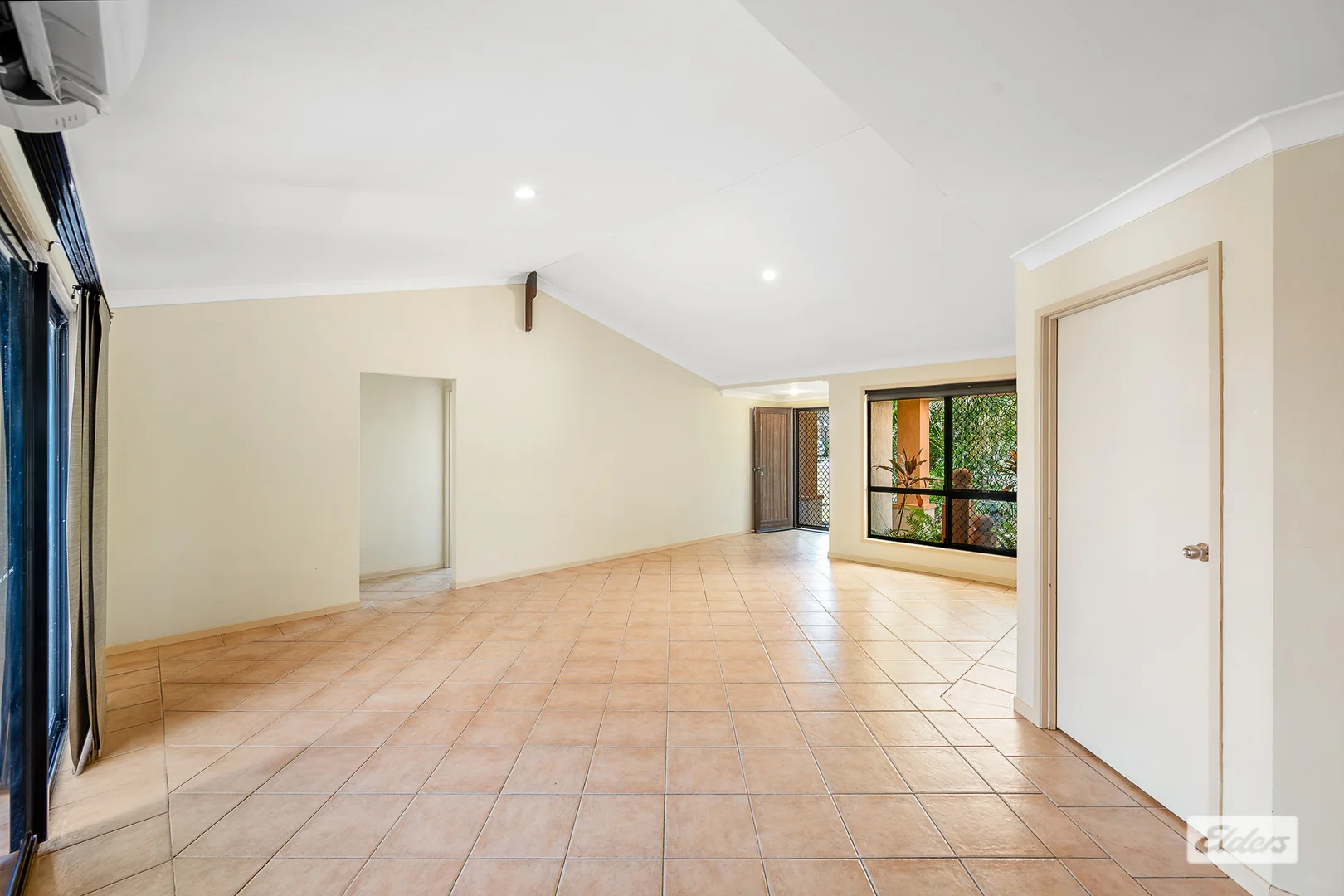 Additional image 4 of 17 Coolibah Street, Kin Kora QLD 4680