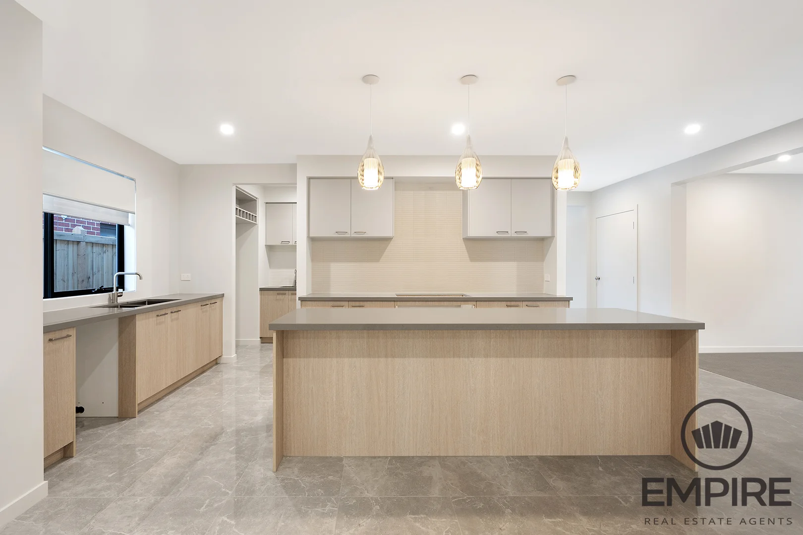 Additional image 7 of 140 Yeungroon Boulevard, Clyde North VIC 3978