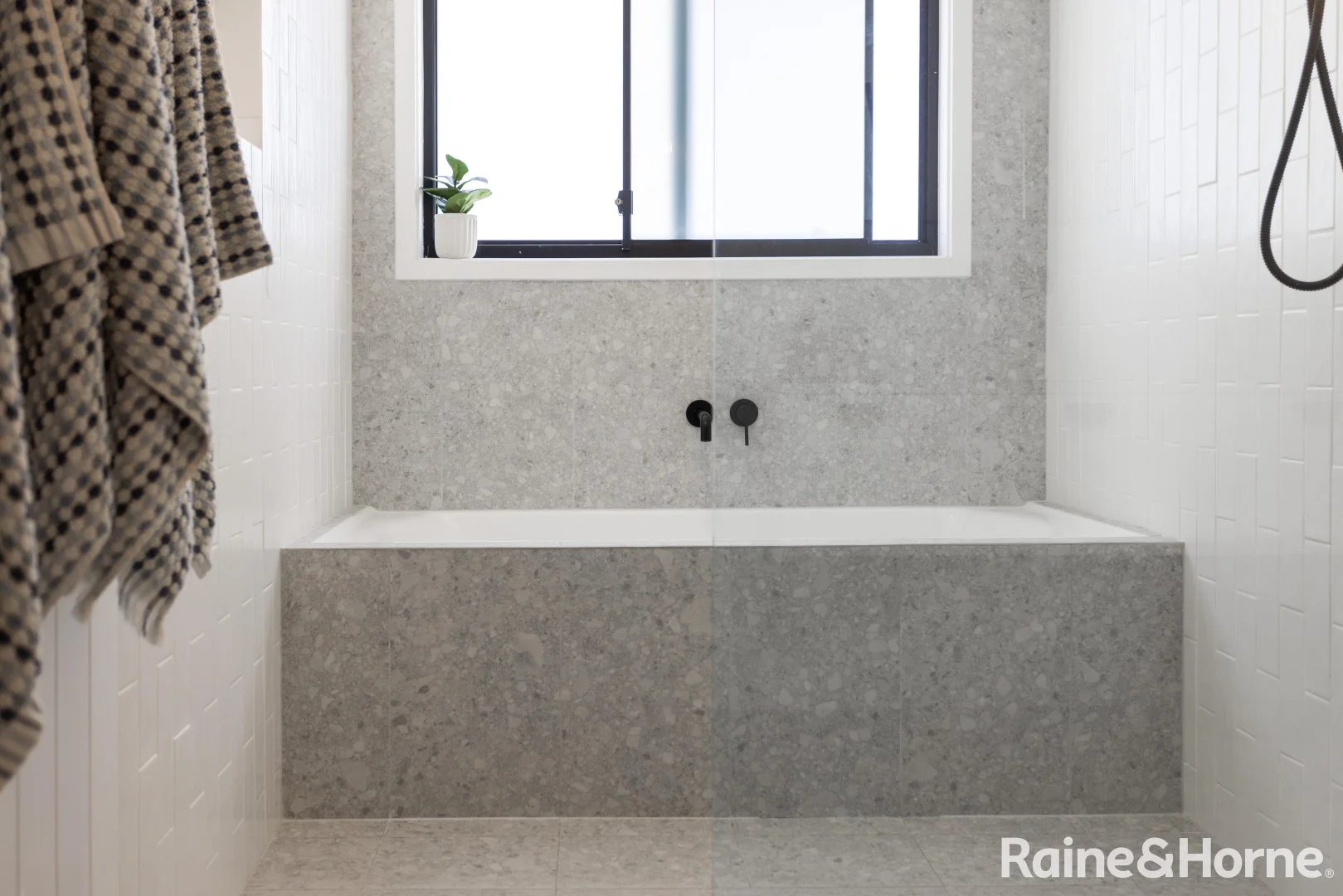 Additional image 21 of 48 Surfleet Place, Kiama NSW 2533