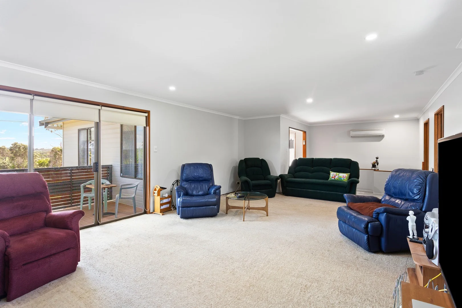 25 Wonthaggi Road, Inverloch VIC 3996