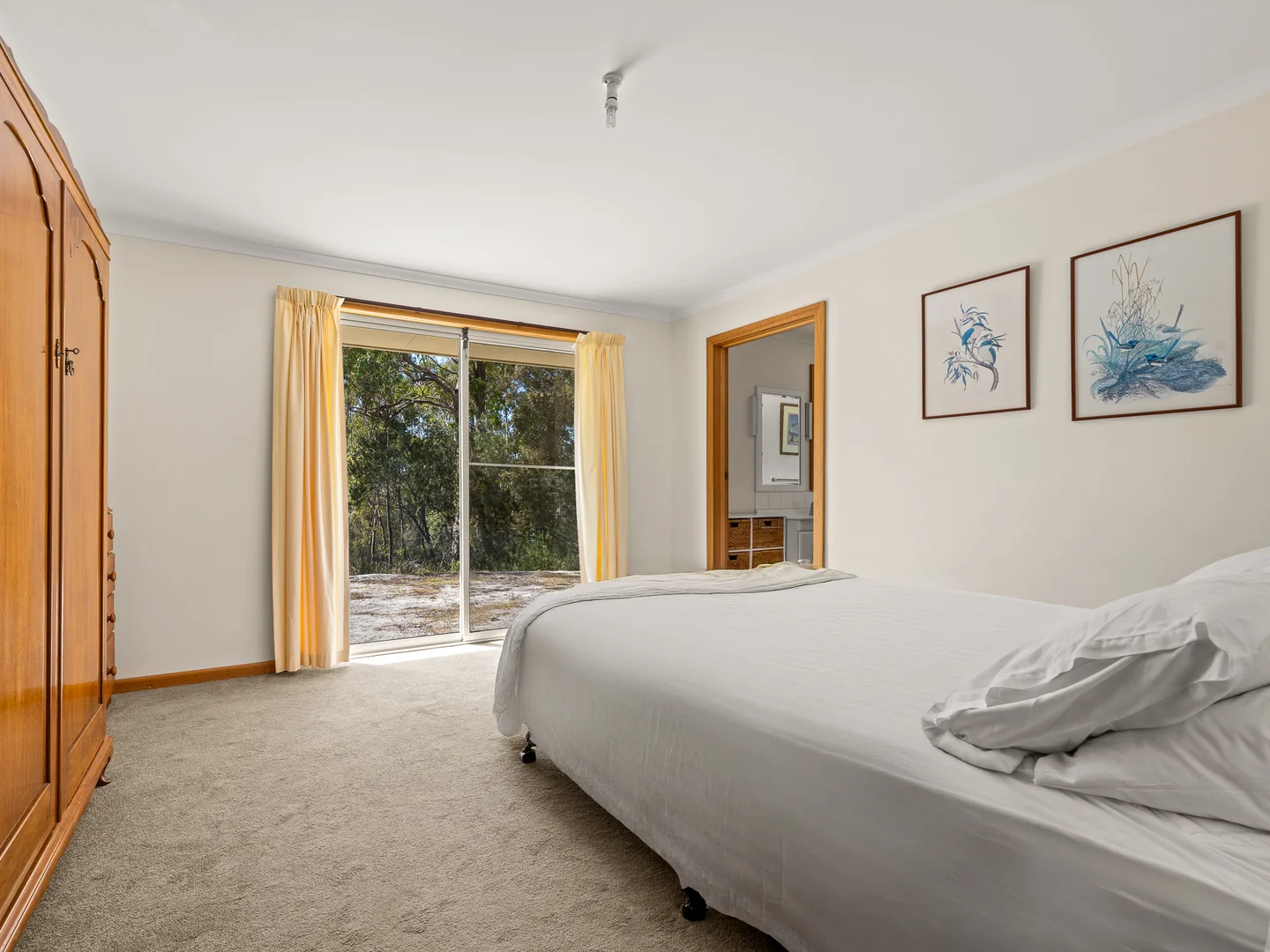 Additional image 16 of 300 Gardens Road, Binalong Bay TAS 7216
