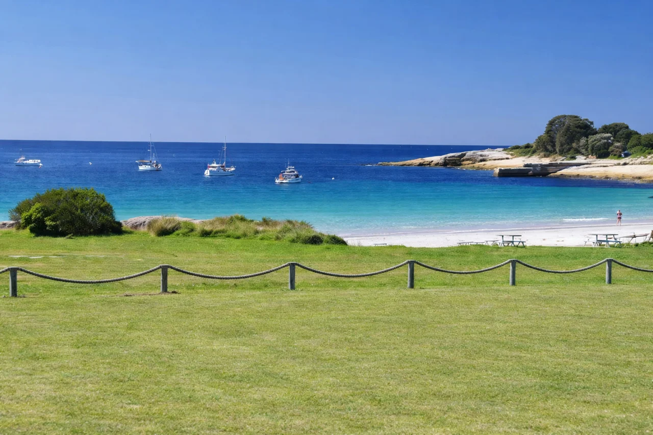 12 Jetty Road, Bicheno TAS 7215