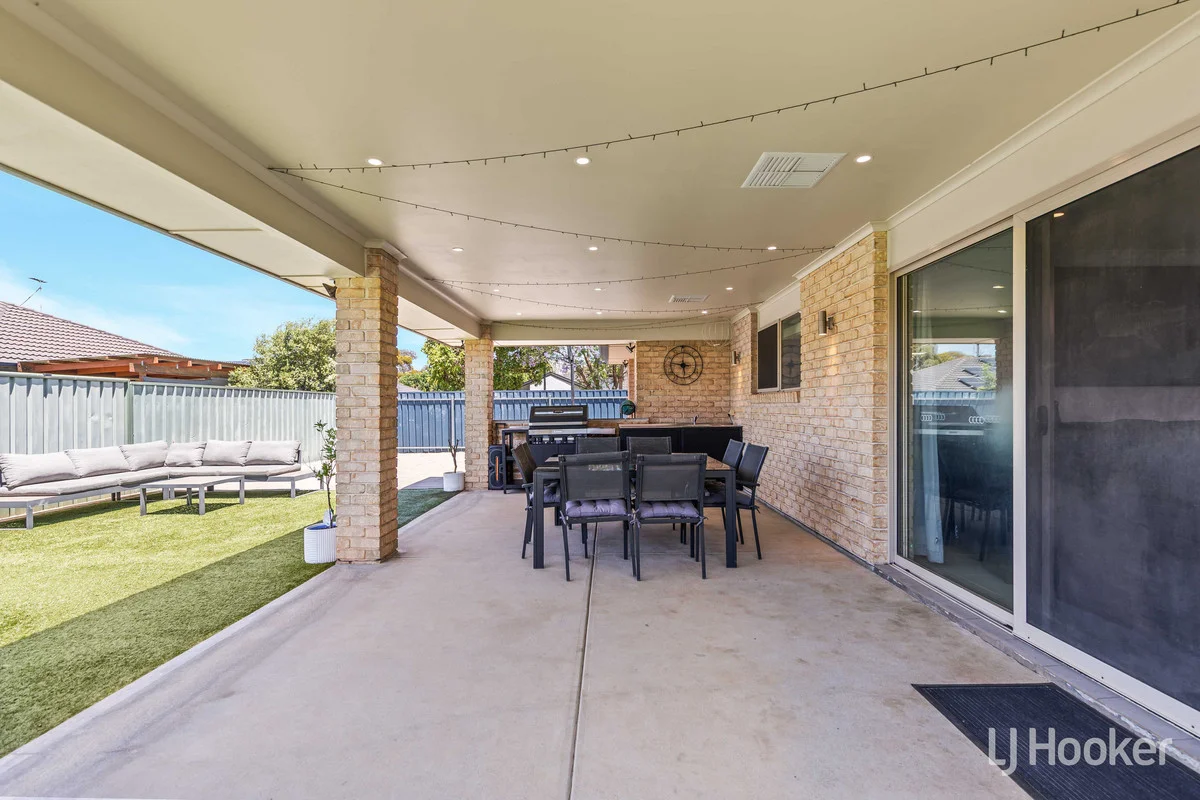 Additional image 20 of 2 Tangarine Court, Munno Para West SA 5115