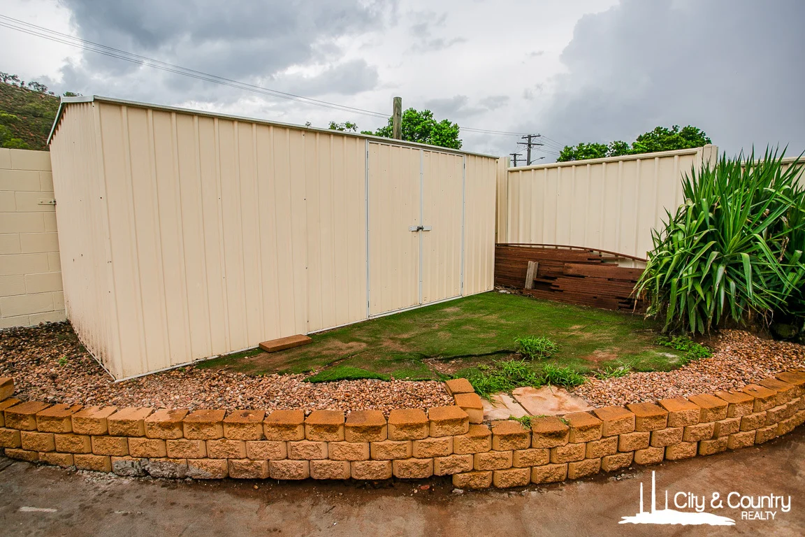 Additional image 17 of 27 Russell Cres, Mount Isa QLD 4825