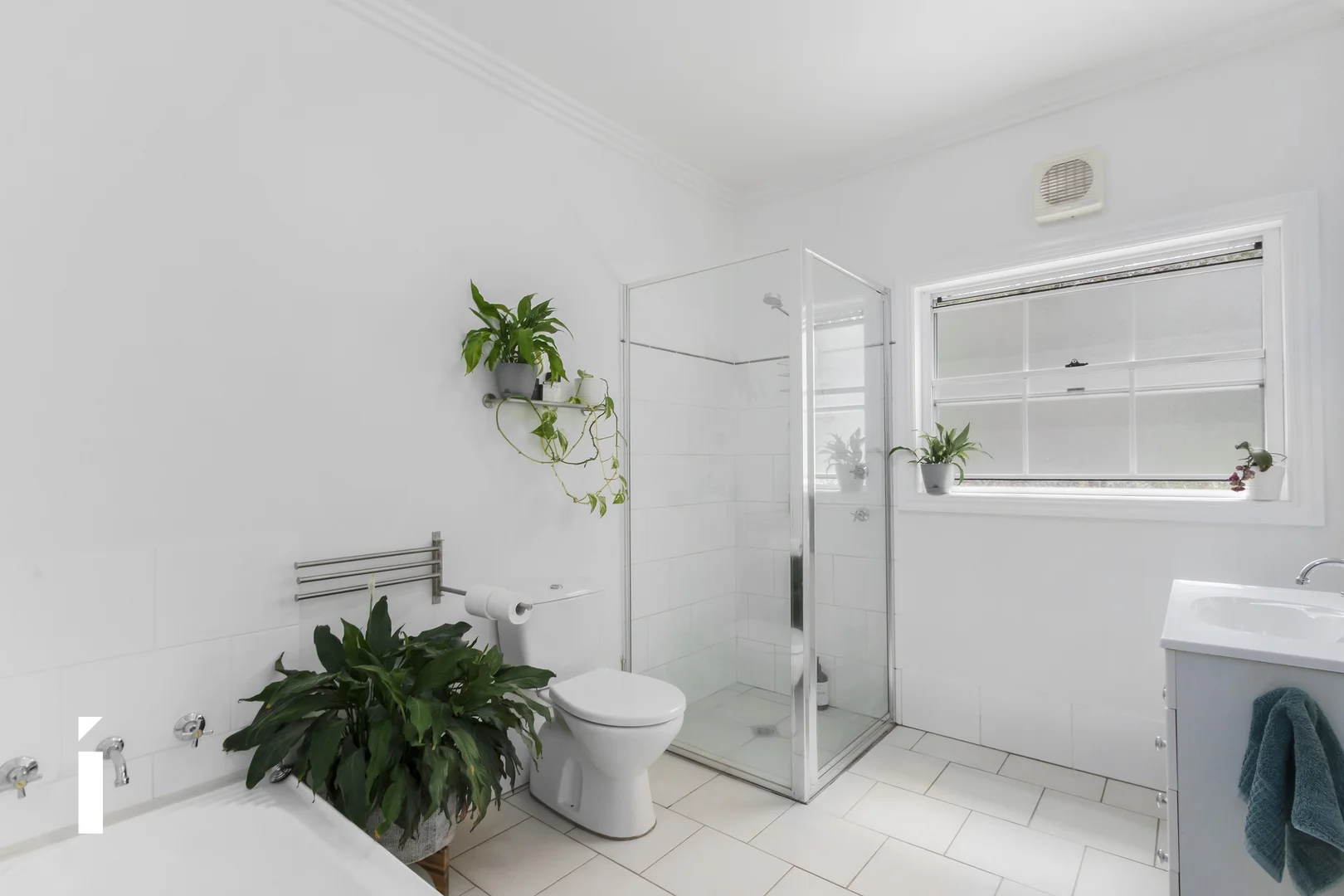 Additional image 11 of 60 Mount Street, Yass NSW 2582