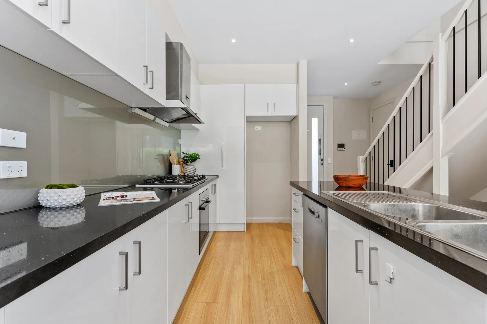 Additional image 11 of 9/69 Tram Road, Doncaster VIC 3108