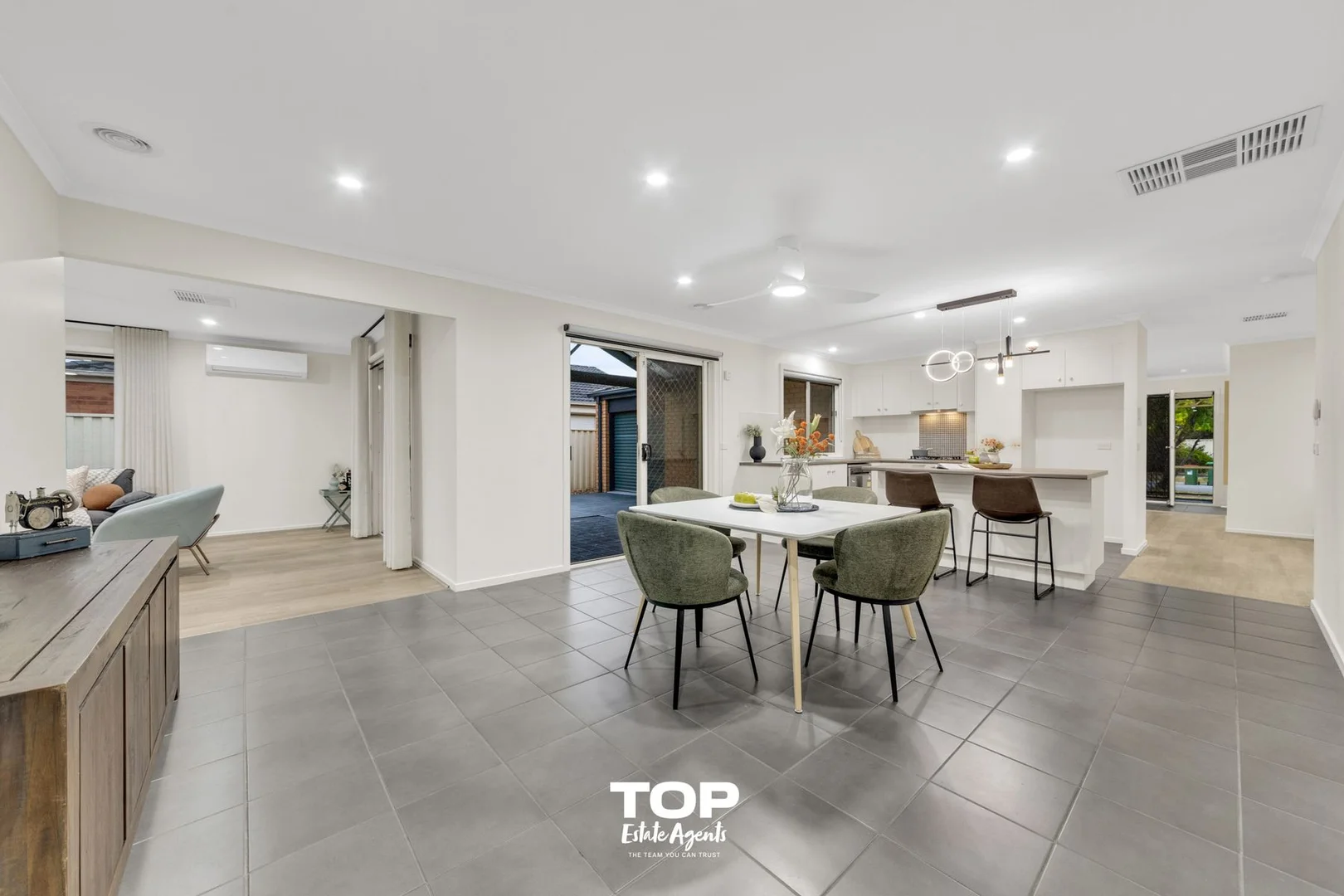 Additional image 12 of 15 Sapphire Crescent, Pakenham VIC 3810