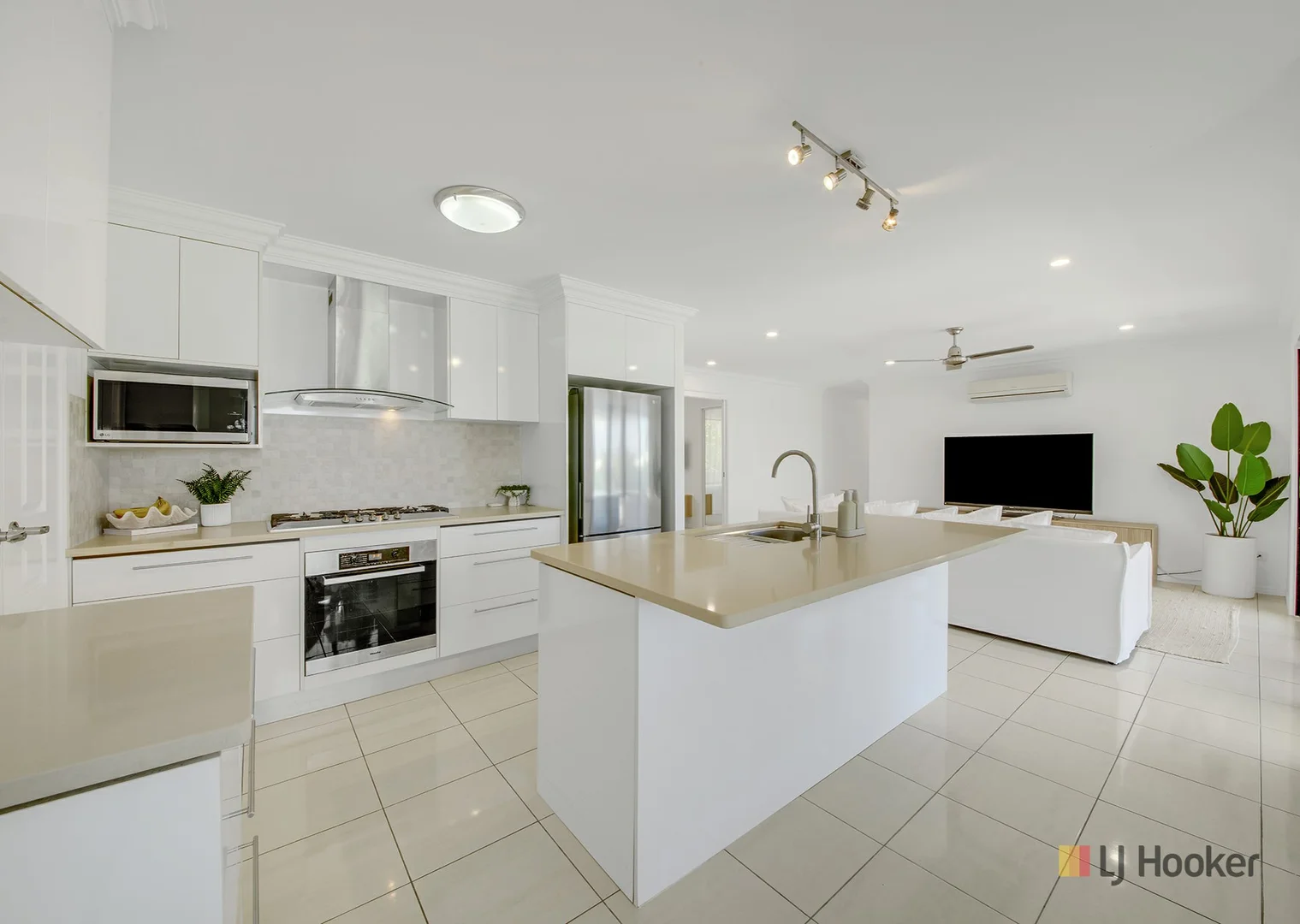 Additional image 6 of 25 Surita Court, Boyne Island QLD 4680