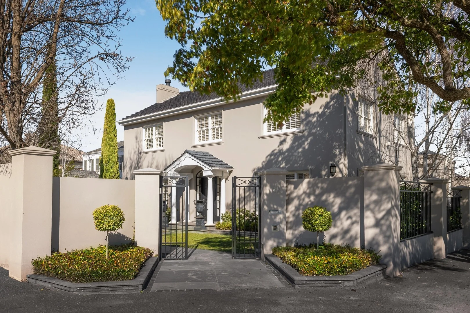 122 Mont Albert Road, Canterbury VIC 3126