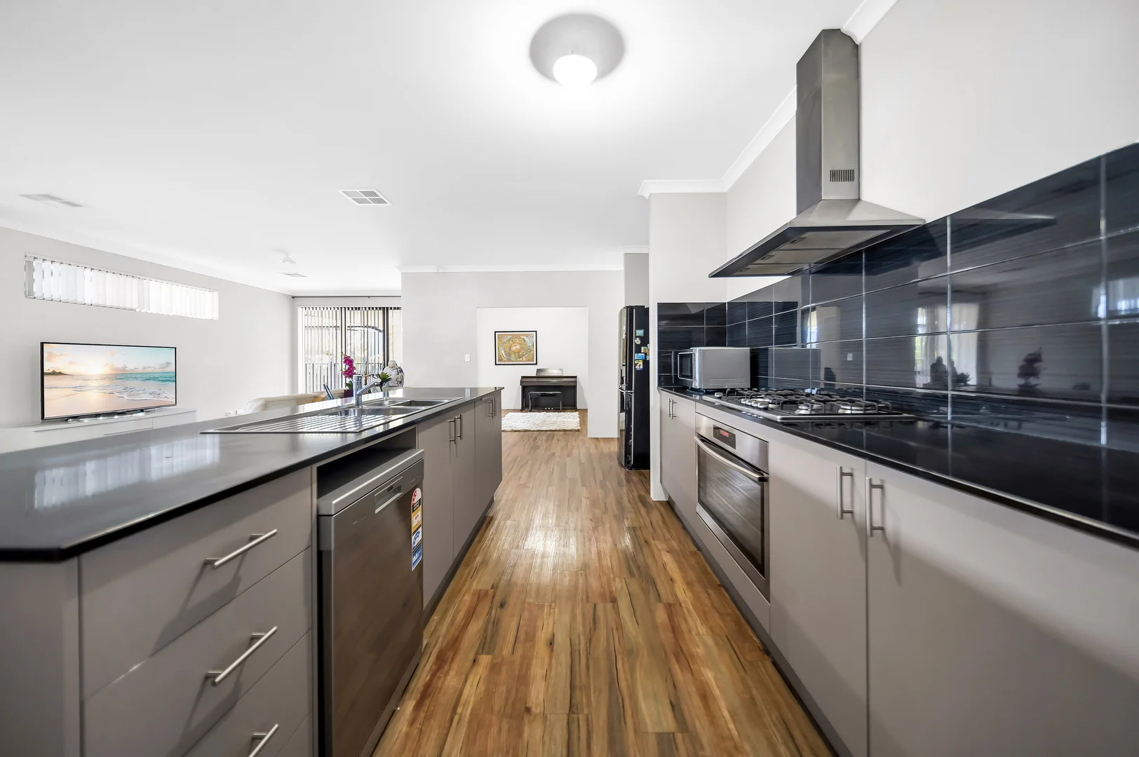 Additional image 4 of 114 Aspiri Promenade, Piara Waters WA 6112