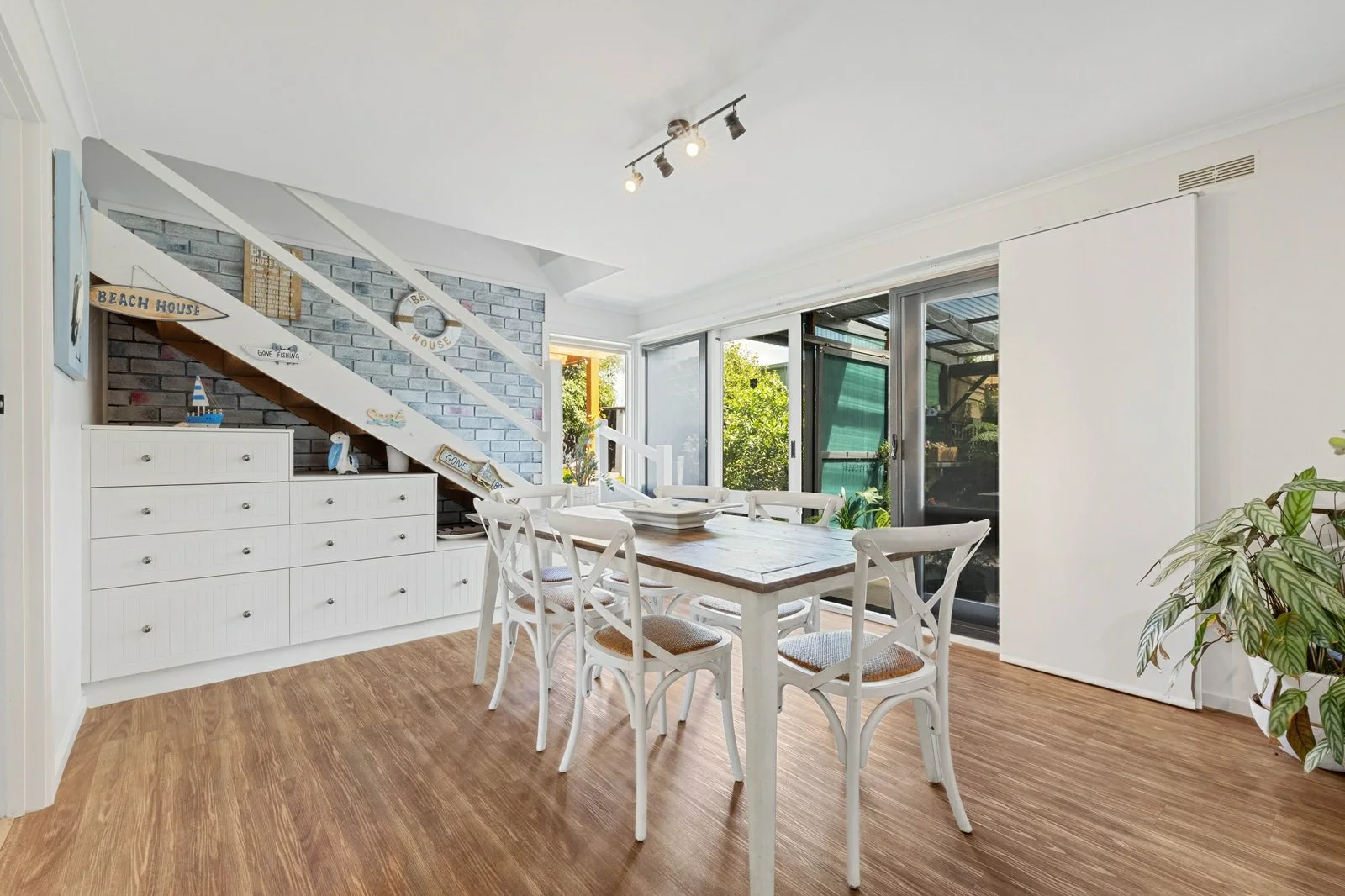 Additional image 5 of 8 Endeavour Court, Lakes Entrance VIC 3909