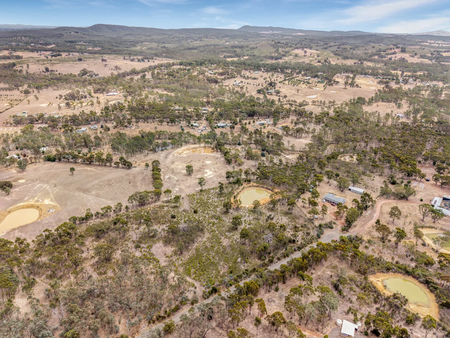Additional image 9 of 2 Etheridge Court, Heathcote VIC 3523