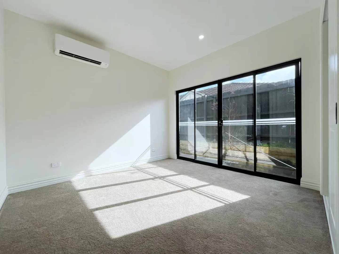 Additional image 4 of 2/76 Truganini Road, Carnegie VIC 3163