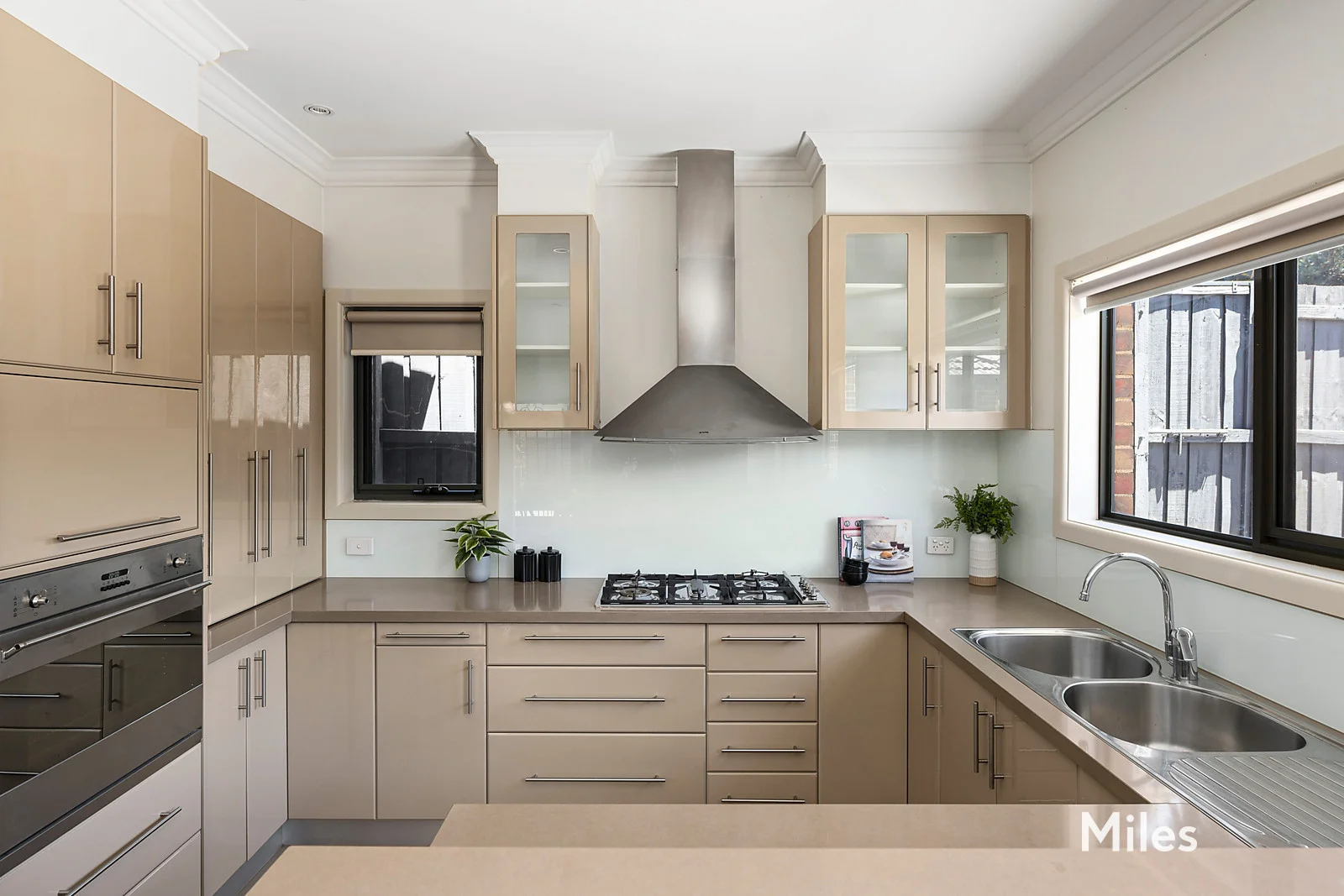 Additional image 3 of 2/17 Abbotsford Grove, Ivanhoe VIC 3079